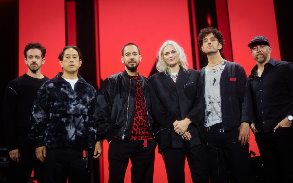 bandan Linkin Park no palco do Worlds 2024